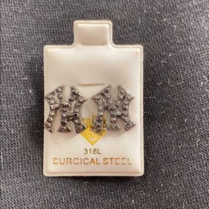 Black/Sliver earrings